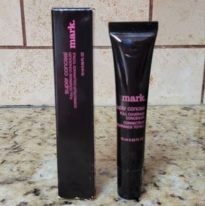NEW MARK. SUPER CONCEAL VERY LIGHT